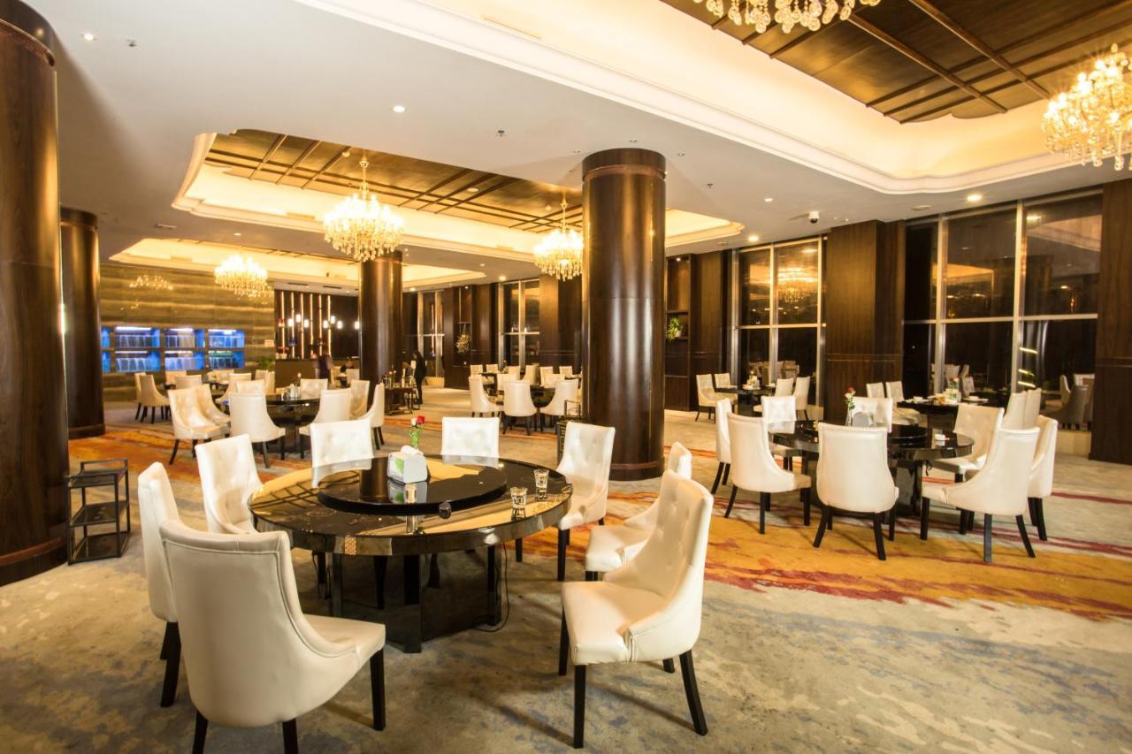 Hong Van Grand Hotel Mong Cai Exterior foto